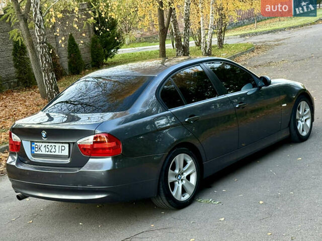 Серый БМВ 3 Серия, объемом двигателя 2 л и пробегом 405 тыс. км за 7999 $, фото 27 на Automoto.ua