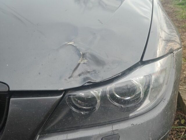 Сірий БМВ 3 Серія, об'ємом двигуна 3 л та пробігом 380 тис. км за 7000 $, фото 4 на Automoto.ua