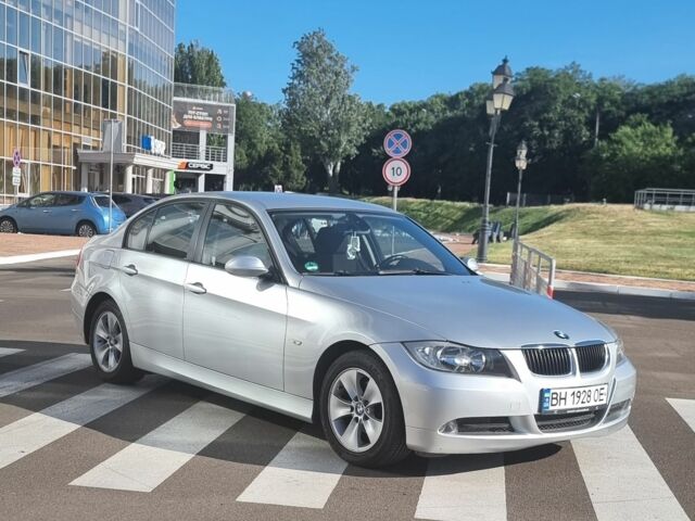 Сірий БМВ 3 Серія, об'ємом двигуна 2 л та пробігом 228 тис. км за 6390 $, фото 3 на Automoto.ua