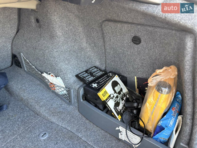 Серый БМВ 3 Серия, объемом двигателя 2.5 л и пробегом 100 тыс. км за 8500 $, фото 16 на Automoto.ua