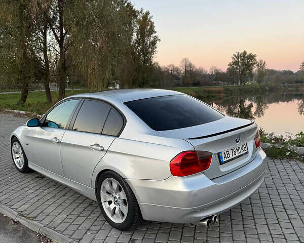 Серый БМВ 3 Серия, объемом двигателя 2 л и пробегом 239 тыс. км за 7000 $, фото 5 на Automoto.ua