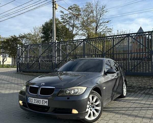 Серый БМВ 3 Серия, объемом двигателя 2 л и пробегом 260 тыс. км за 5850 $, фото 2 на Automoto.ua