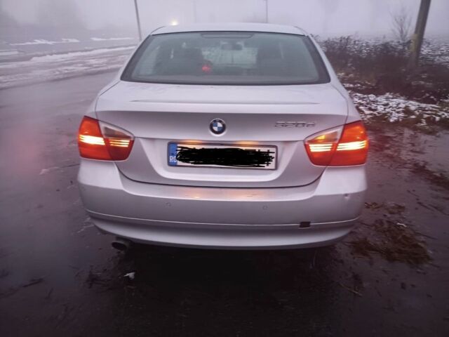 Серый БМВ 3 Серия, объемом двигателя 2 л и пробегом 380 тыс. км за 3200 $, фото 1 на Automoto.ua