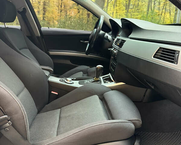 Серый БМВ 3 Серия, объемом двигателя 2.5 л и пробегом 280 тыс. км за 8500 $, фото 13 на Automoto.ua