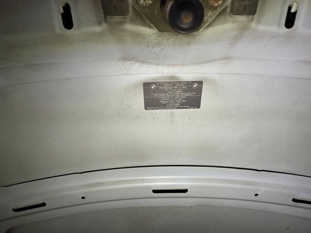 БМВ 3 Серия 2006 в Чернигове на Automoto.ua Серый БМВ 3 Серия, объемом двигателя 2 л и пробегом 260 тыс. км за 7500 $, фото 4 на Automoto.ua