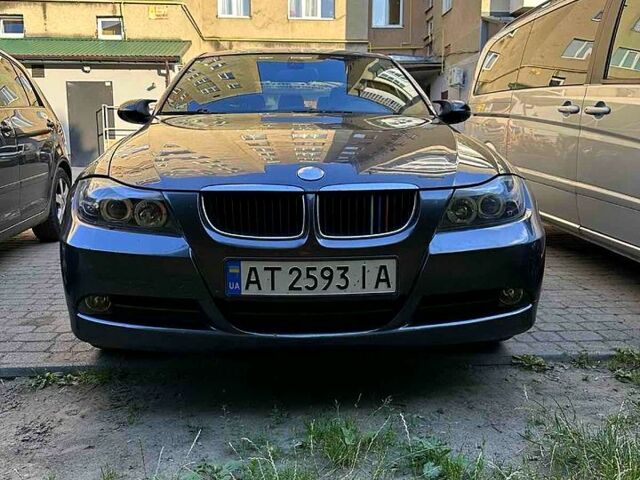 Серый БМВ 3 Серия, объемом двигателя 2 л и пробегом 274 тыс. км за 6800 $, фото 1 на Automoto.ua