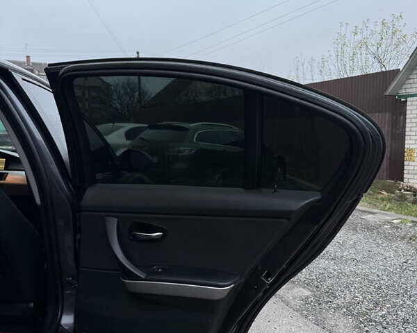 Серый БМВ 3 Серия, объемом двигателя 2 л и пробегом 256 тыс. км за 7500 $, фото 40 на Automoto.ua