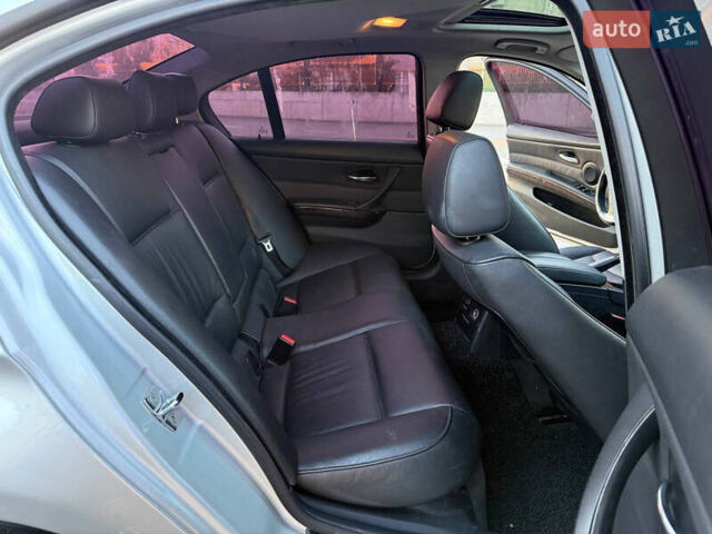 Серый БМВ 3 Серия, объемом двигателя 2 л и пробегом 225 тыс. км за 6600 $, фото 10 на Automoto.ua