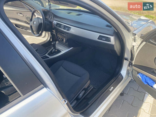 Сірий БМВ 3 Серія, об'ємом двигуна 2 л та пробігом 235 тис. км за 5999 $, фото 5 на Automoto.ua