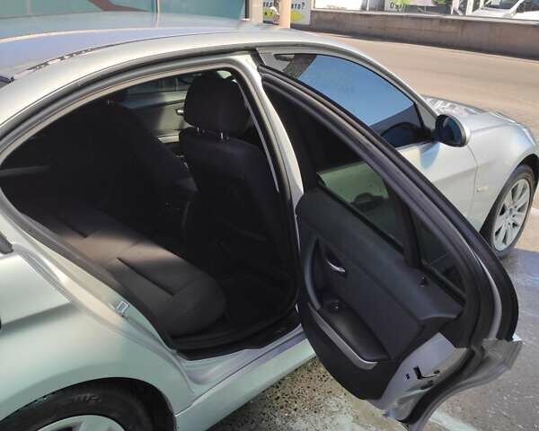 Сірий БМВ 3 Серія, об'ємом двигуна 2 л та пробігом 190 тис. км за 7200 $, фото 9 на Automoto.ua