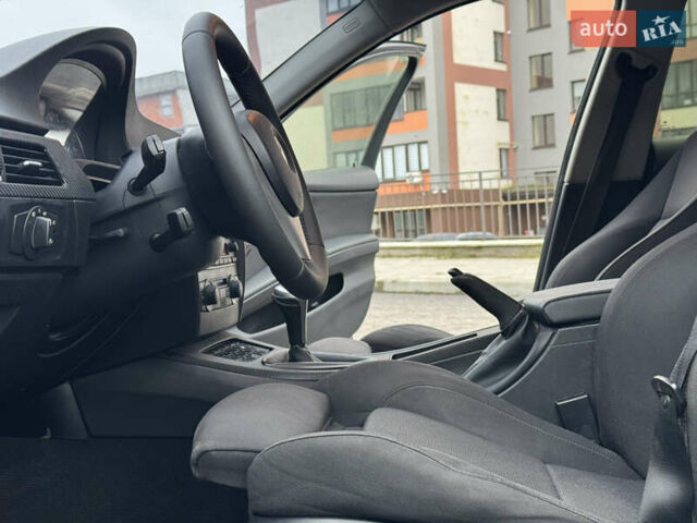 Сірий БМВ 3 Серія, об'ємом двигуна 2 л та пробігом 282 тис. км за 5999 $, фото 33 на Automoto.ua