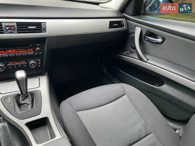 Серый БМВ 3 Серия, объемом двигателя 2 л и пробегом 217 тыс. км за 8500 $, фото 85 на Automoto.ua