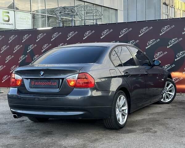 Серый БМВ 3 Серия, объемом двигателя 2 л и пробегом 251 тыс. км за 7300 $, фото 4 на Automoto.ua
