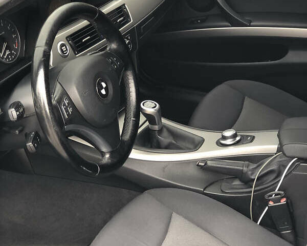 Сірий БМВ 3 Серія, об'ємом двигуна 2 л та пробігом 271 тис. км за 8200 $, фото 31 на Automoto.ua