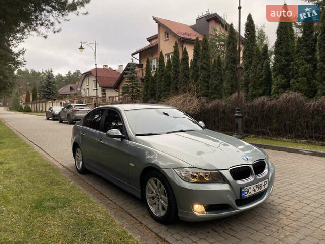 Серый БМВ 3 Серия, объемом двигателя 2 л и пробегом 217 тыс. км за 8500 $, фото 12 на Automoto.ua