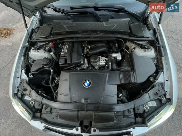 Серый БМВ 3 Серия, объемом двигателя 2 л и пробегом 136 тыс. км за 9500 $, фото 22 на Automoto.ua