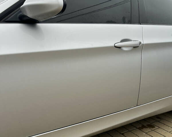 Серый БМВ 3 Серия, объемом двигателя 2 л и пробегом 280 тыс. км за 7200 $, фото 13 на Automoto.ua