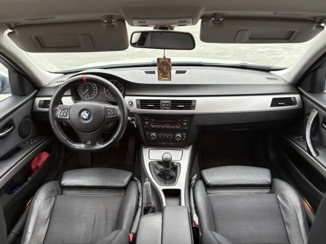 Серый БМВ 3 Серия, объемом двигателя 2 л и пробегом 266 тыс. км за 5999 $, фото 9 на Automoto.ua