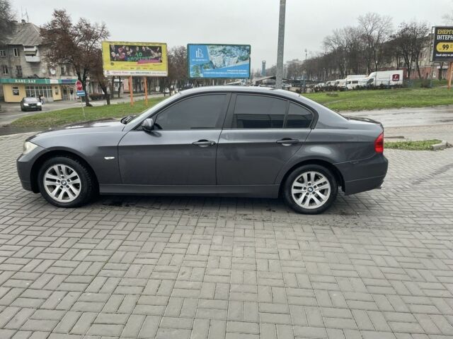 Серый БМВ 3 Серия, объемом двигателя 2 л и пробегом 308 тыс. км за 7700 $, фото 4 на Automoto.ua