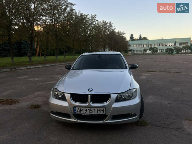 Серый БМВ 3 Серия, объемом двигателя 2 л и пробегом 136 тыс. км за 9500 $, фото 7 на Automoto.ua