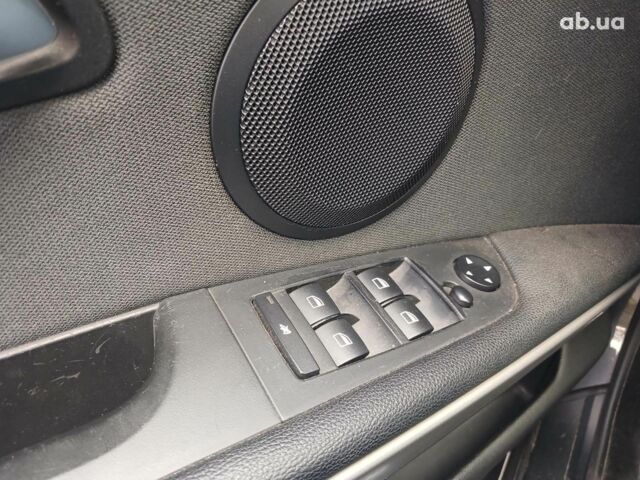 Сірий БМВ 3 Серія, об'ємом двигуна 2 л та пробігом 273 тис. км за 9290 $, фото 10 на Automoto.ua
