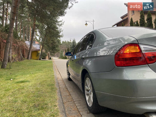 Серый БМВ 3 Серия, объемом двигателя 2 л и пробегом 217 тыс. км за 8500 $, фото 27 на Automoto.ua