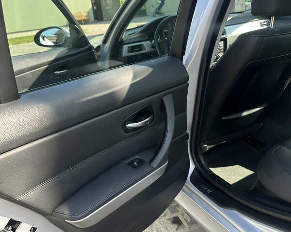 Сірий БМВ 3 Серія, об'ємом двигуна 2 л та пробігом 265 тис. км за 6700 $, фото 15 на Automoto.ua