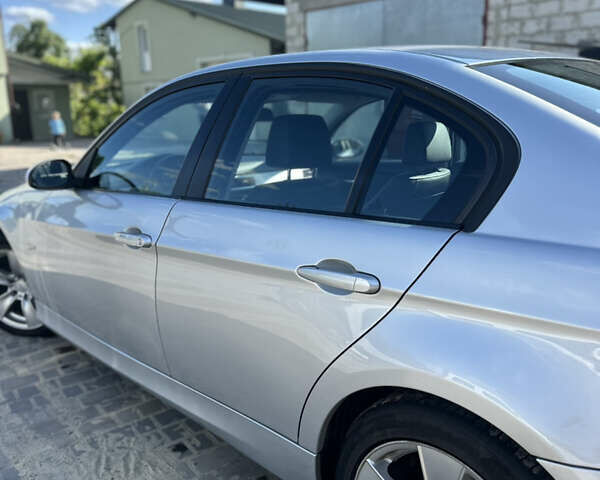 Сірий БМВ 3 Серія, об'ємом двигуна 2 л та пробігом 265 тис. км за 6700 $, фото 8 на Automoto.ua