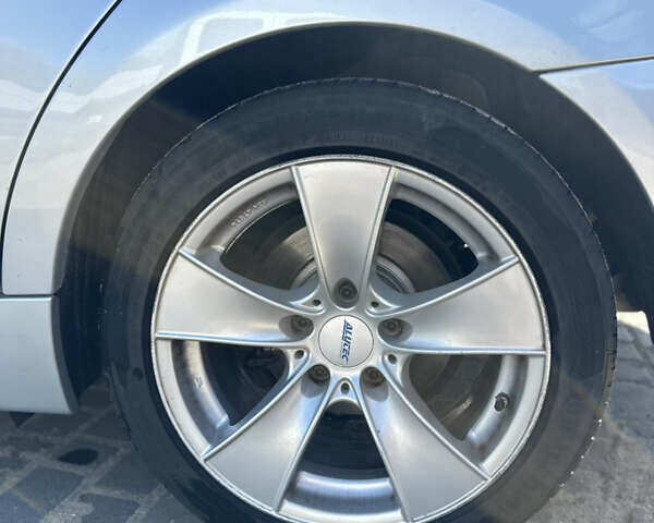 Сірий БМВ 3 Серія, об'ємом двигуна 2 л та пробігом 265 тис. км за 6700 $, фото 9 на Automoto.ua