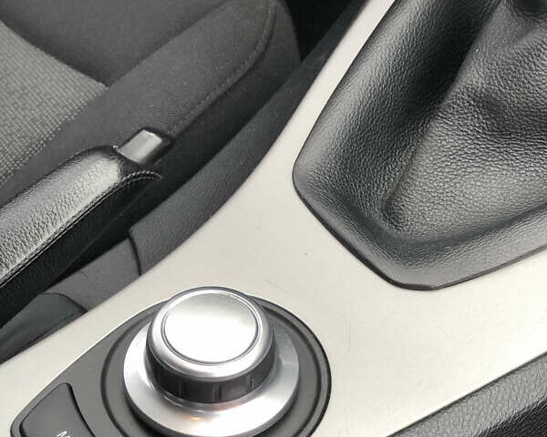 Сірий БМВ 3 Серія, об'ємом двигуна 2 л та пробігом 271 тис. км за 8200 $, фото 46 на Automoto.ua