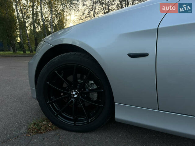 Серый БМВ 3 Серия, объемом двигателя 2 л и пробегом 136 тыс. км за 9500 $, фото 5 на Automoto.ua
