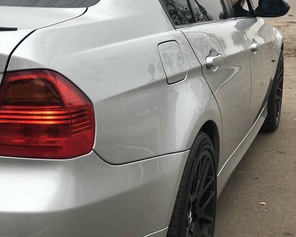 Сірий БМВ 3 Серія, об'ємом двигуна 2 л та пробігом 271 тис. км за 8200 $, фото 23 на Automoto.ua