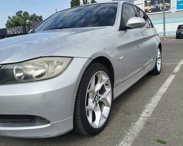 БМВ 3 Серия 2007 в Одессе на Automoto.ua Серый БМВ 3 Серия, объемом двигателя 2 л и пробегом 310 тыс. км за 8500 $, фото 3 на Automoto.ua