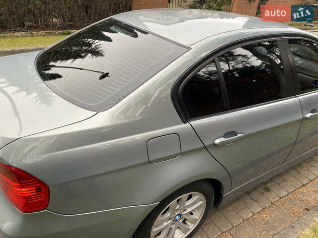Серый БМВ 3 Серия, объемом двигателя 2 л и пробегом 217 тыс. км за 8500 $, фото 16 на Automoto.ua