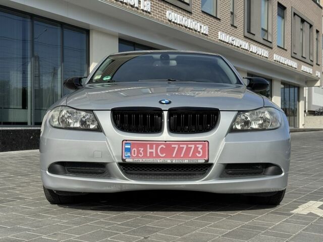 Серый БМВ 3 Серия, объемом двигателя 0 л и пробегом 219 тыс. км за 7400 $, фото 4 на Automoto.ua