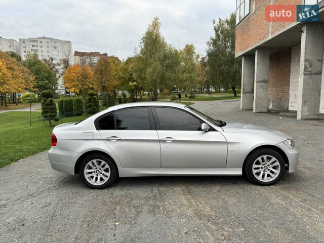 Серый БМВ 3 Серия, объемом двигателя 2 л и пробегом 303 тыс. км за 5500 $, фото 17 на Automoto.ua