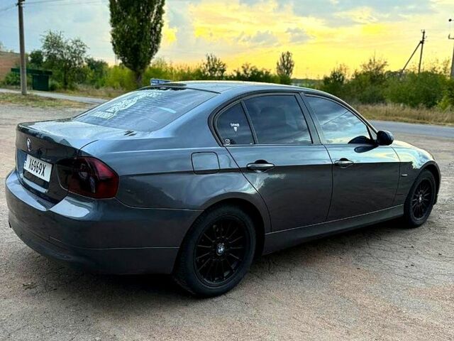 БМВ 3 Серия 2007 в Новомиргороде на Automoto.ua Серый БМВ 3 Серия, объемом двигателя 2 л и пробегом 234 тыс. км за 5800 $, фото 12 на Automoto.ua