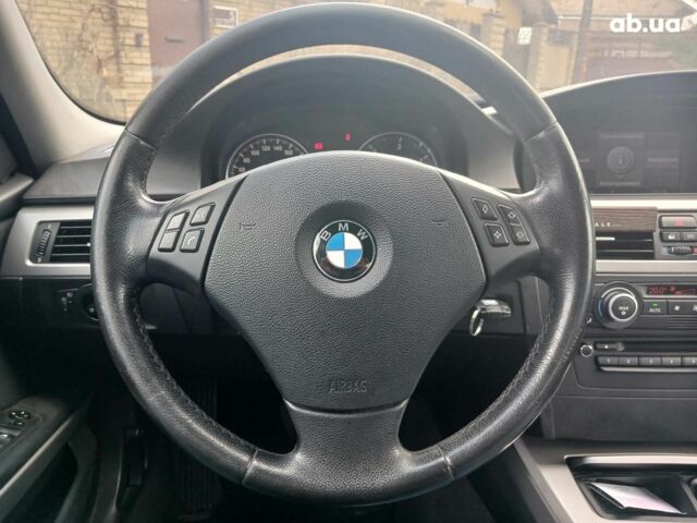 Сірий БМВ 3 Серія, об'ємом двигуна 2 л та пробігом 273 тис. км за 9290 $, фото 11 на Automoto.ua