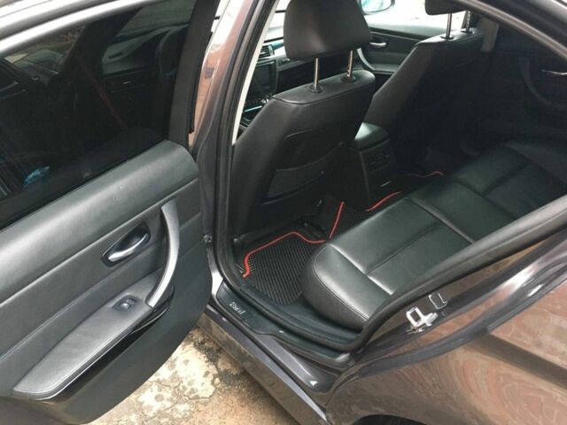 Сірий БМВ 3 Серія, об'ємом двигуна 2 л та пробігом 236 тис. км за 5800 $, фото 5 на Automoto.ua