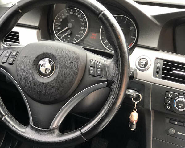 Сірий БМВ 3 Серія, об'ємом двигуна 2 л та пробігом 271 тис. км за 8200 $, фото 42 на Automoto.ua