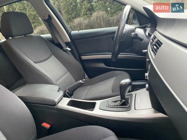 Серый БМВ 3 Серия, объемом двигателя 2 л и пробегом 217 тыс. км за 8500 $, фото 69 на Automoto.ua