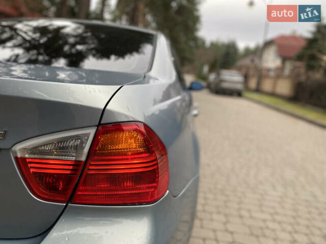 Серый БМВ 3 Серия, объемом двигателя 2 л и пробегом 217 тыс. км за 8500 $, фото 26 на Automoto.ua
