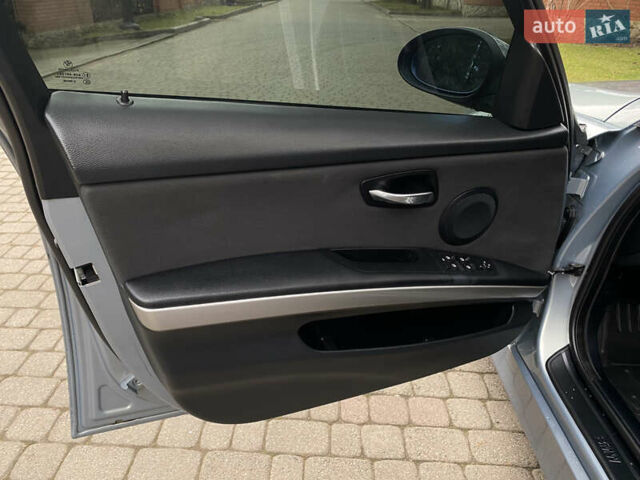 Серый БМВ 3 Серия, объемом двигателя 2 л и пробегом 217 тыс. км за 8500 $, фото 103 на Automoto.ua