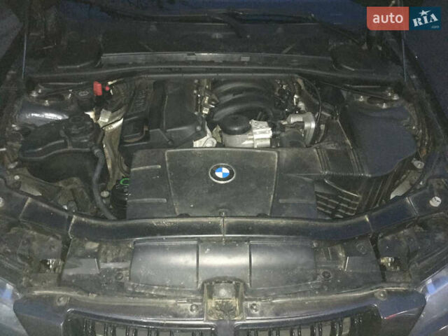Серый БМВ 3 Серия, объемом двигателя 2 л и пробегом 236 тыс. км за 5800 $, фото 10 на Automoto.ua