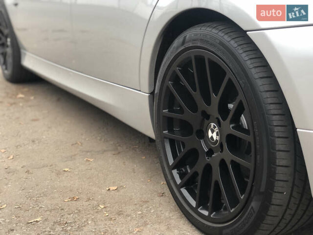 Сірий БМВ 3 Серія, об'ємом двигуна 2 л та пробігом 271 тис. км за 8200 $, фото 7 на Automoto.ua