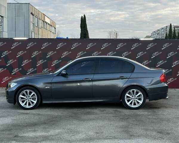 Серый БМВ 3 Серия, объемом двигателя 2 л и пробегом 251 тыс. км за 7300 $, фото 3 на Automoto.ua