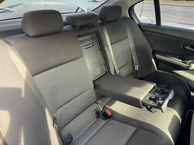 Серый БМВ 3 Серия, объемом двигателя 0 л и пробегом 219 тыс. км за 7400 $, фото 15 на Automoto.ua