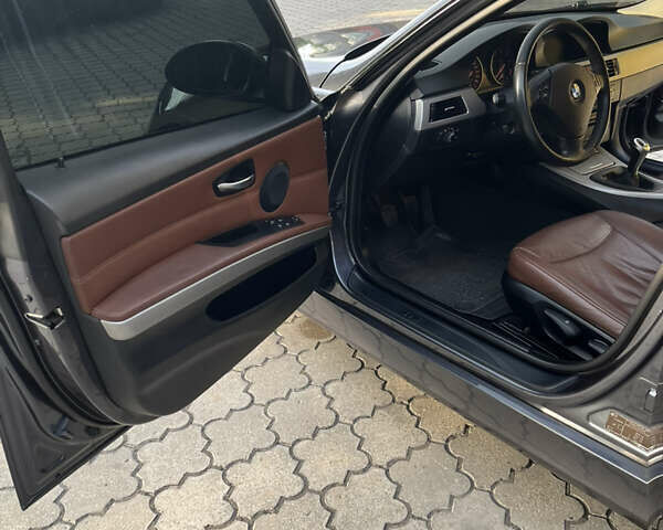 Серый БМВ 3 Серия, объемом двигателя 2 л и пробегом 280 тыс. км за 9000 $, фото 8 на Automoto.ua