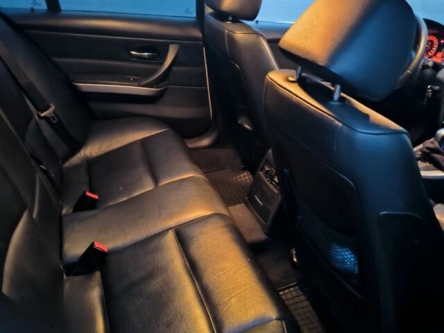 Серый БМВ 3 Серия, объемом двигателя 2 л и пробегом 330 тыс. км за 8300 $, фото 6 на Automoto.ua