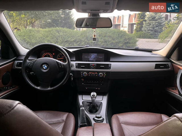 Серый БМВ 3 Серия, объемом двигателя 2 л и пробегом 280 тыс. км за 9000 $, фото 16 на Automoto.ua